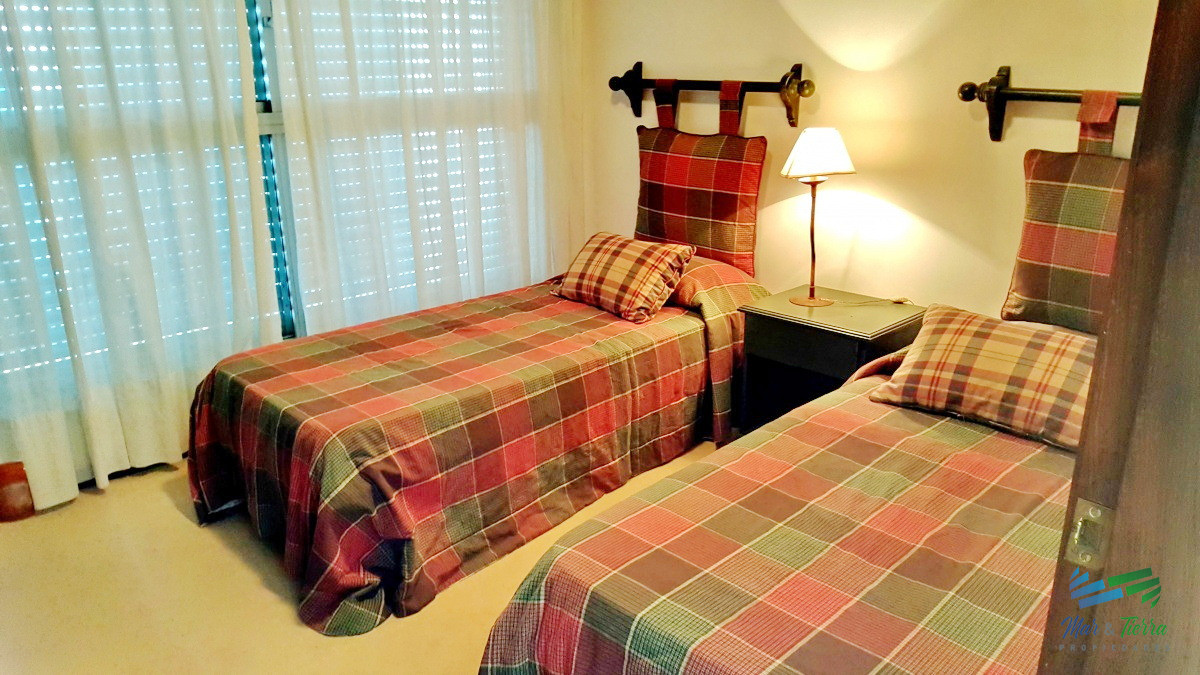 Apartamento ID.1243 - Vendo apartamento 3 dormitorios, frente al mar en Peninsula, Punta del Este