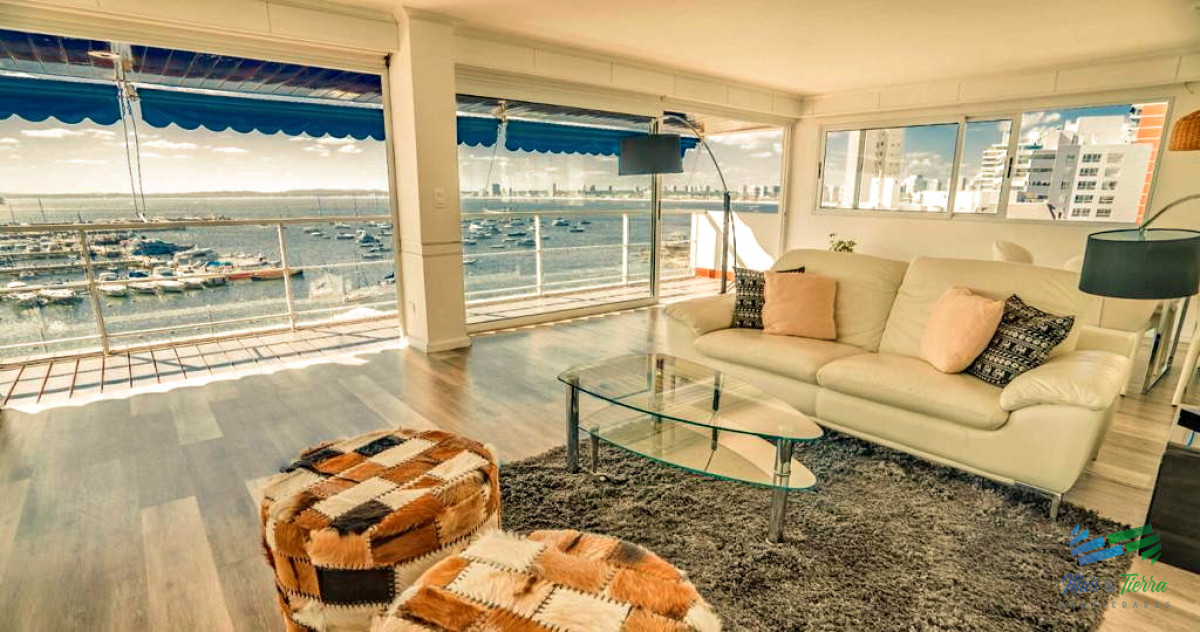 Apartamento ID.3070 - Vendo apartamento frente al puerto, 6 dormitorios, Punta del Este