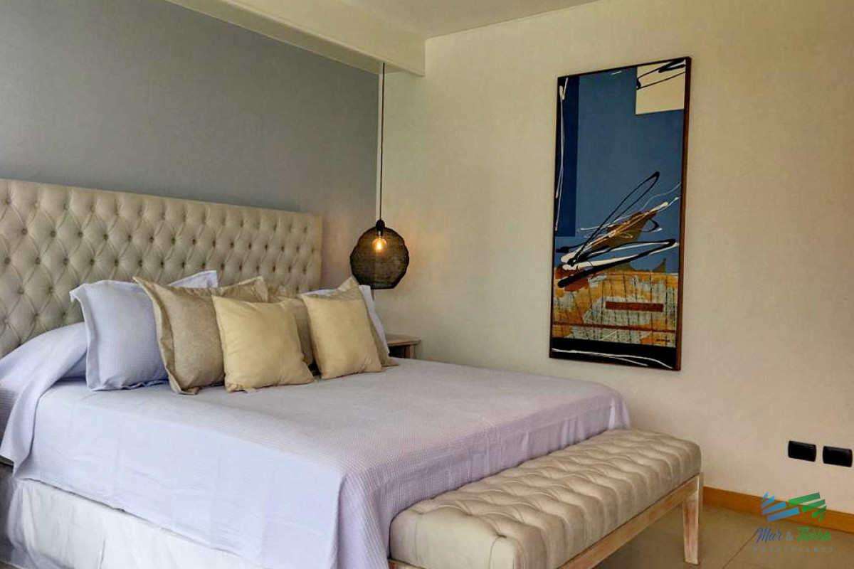 Apartamento ID.5088 - DEPARTAMENTO CON PISCINA PROPIA EN VENTA, 3 DORMITORIOS EN SUITE, PUNTA DEL ESTE 