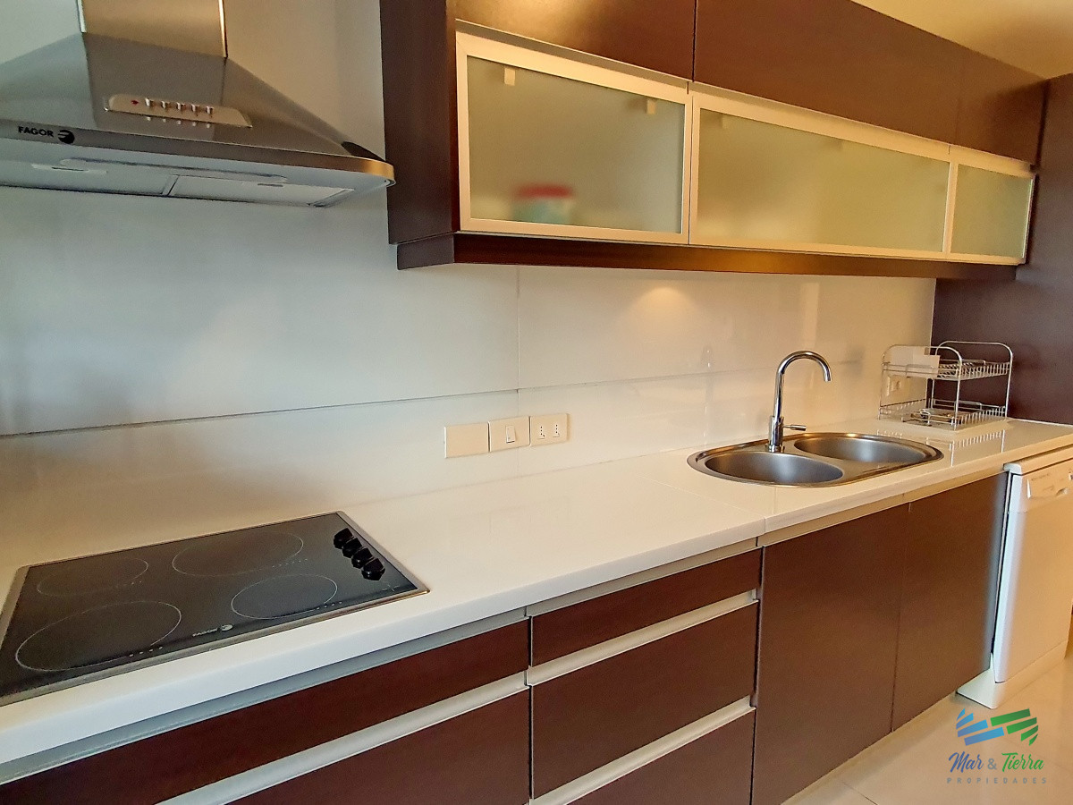 Apartamento ID.3928 - Vendo apartamento 3 dormitorios en Torre Imperiale, primera linea brava, vista al mar, excelentes amenities, Punta del Este.