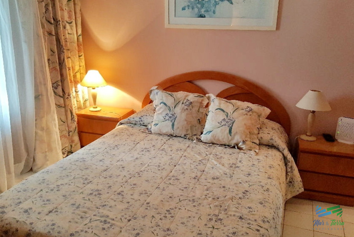 Apartamento ID.749 - Apartamento de 2 dormitorios y 2 baños a 1 cuadra de Gorlero, con gran terraza y parrillero propio.