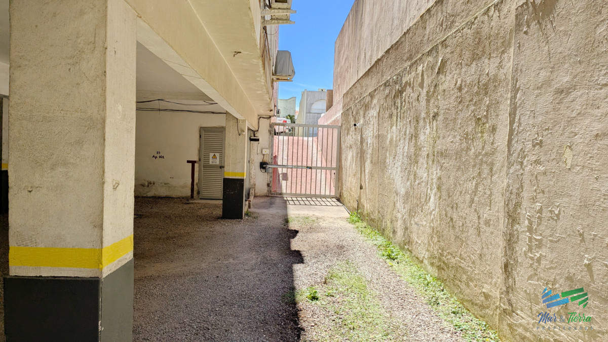 Apartamento ID.3929 - Venta apartamento un dormitorio con cochera en la península 