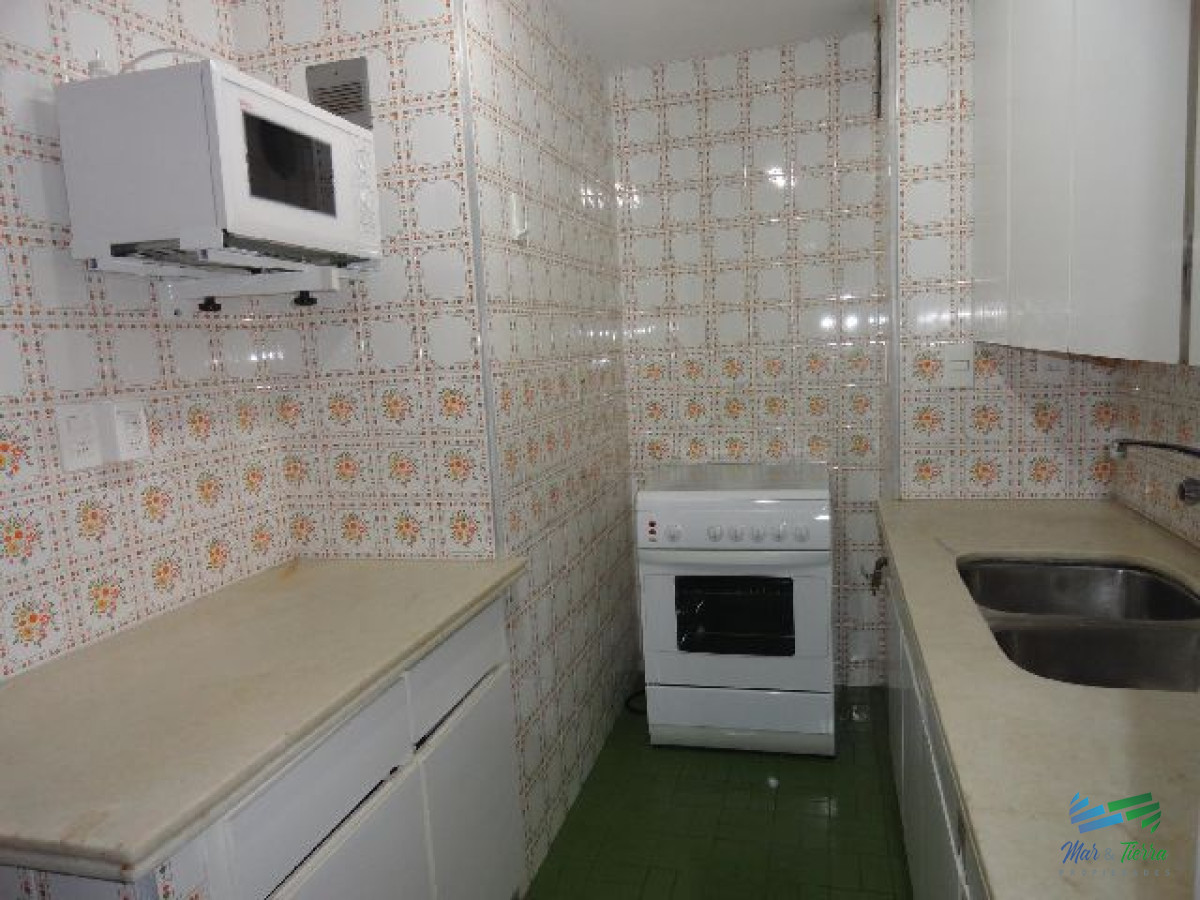 Apartamento ID.2596 - Vendo apartamento 3 dormitorios con vista al puerto en Peninsula, Punta del Este.