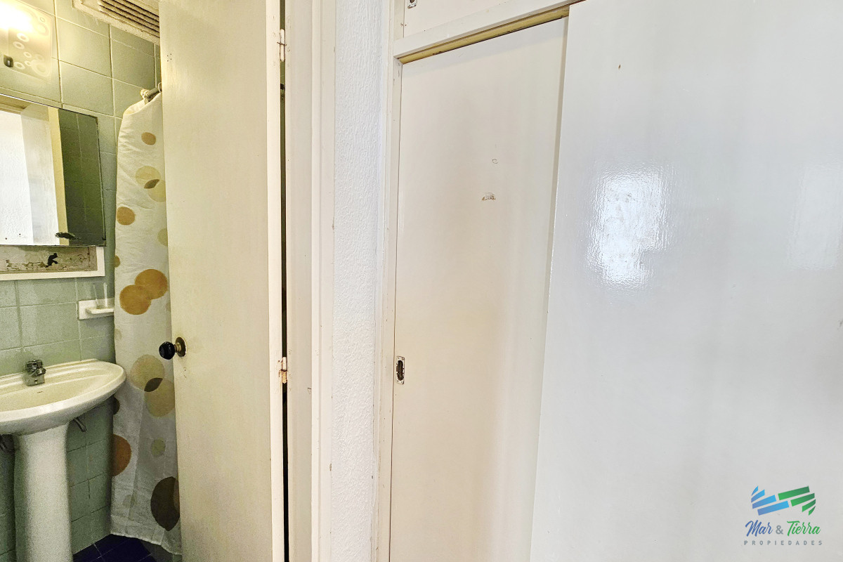 Apartamento ID.180 - En venta partamento de 1 dormitorio en Península, Punta del Este