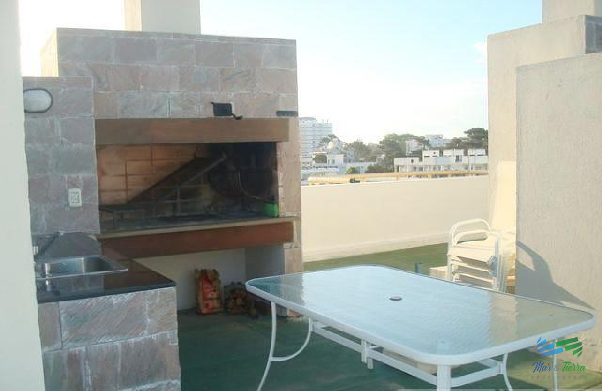 Apartamento ID.2164 - EN EDIFICIO NUEVO...TOTALMENTE EQUIPADO, CON PARRILLA Y TERRAZA COMUNITARIA..... A PASITOS DE LA BRAVA