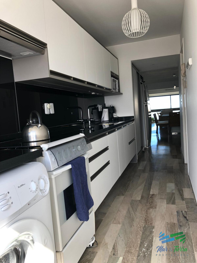 Apartamento ID.2283 - En venta.. gran oportunidad!!! piso intermedio con vista al mar.