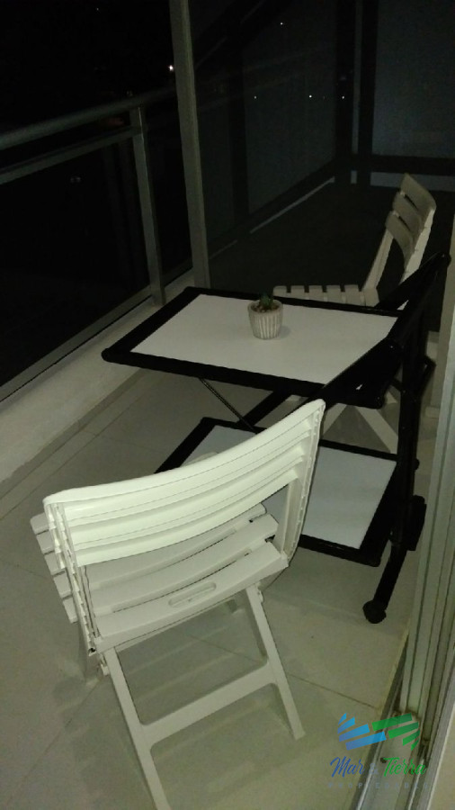 Apartamento ID.2105 - En alquiler , imperdible oportunidad.. en torre con excelentes servicios.
