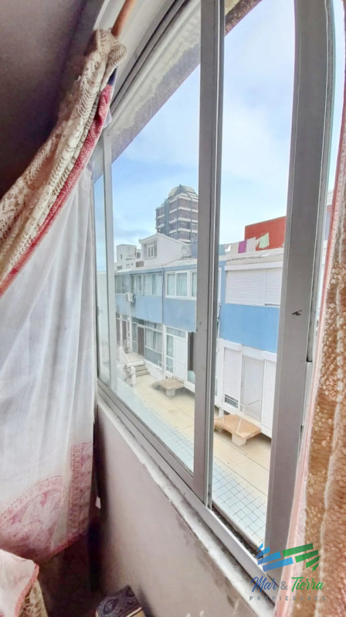 Apartamento ID.5663 - Venta de Monoambiente sobre Gorlero Punta del Este 
