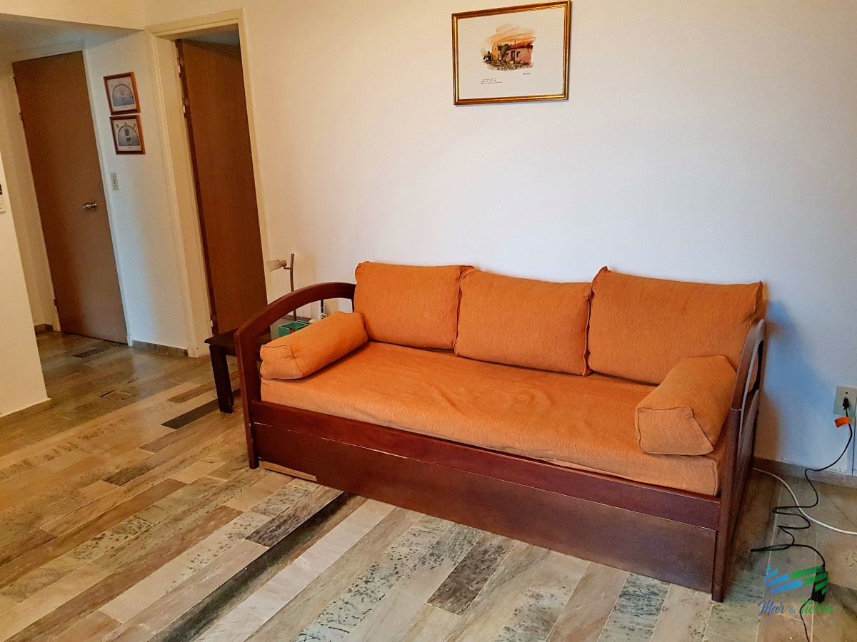 Apartamento ID.113 - Vendo apartamento 1 dormitorio con servicios, a metros de los Dedos y Peninsula, Punta del Este
