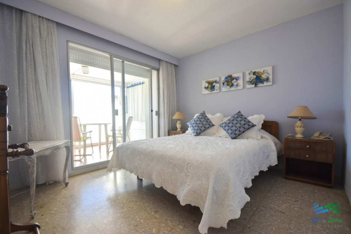 Apartamento ID.2479 - Apartamento de 2 dormitorios ,Punta del Este