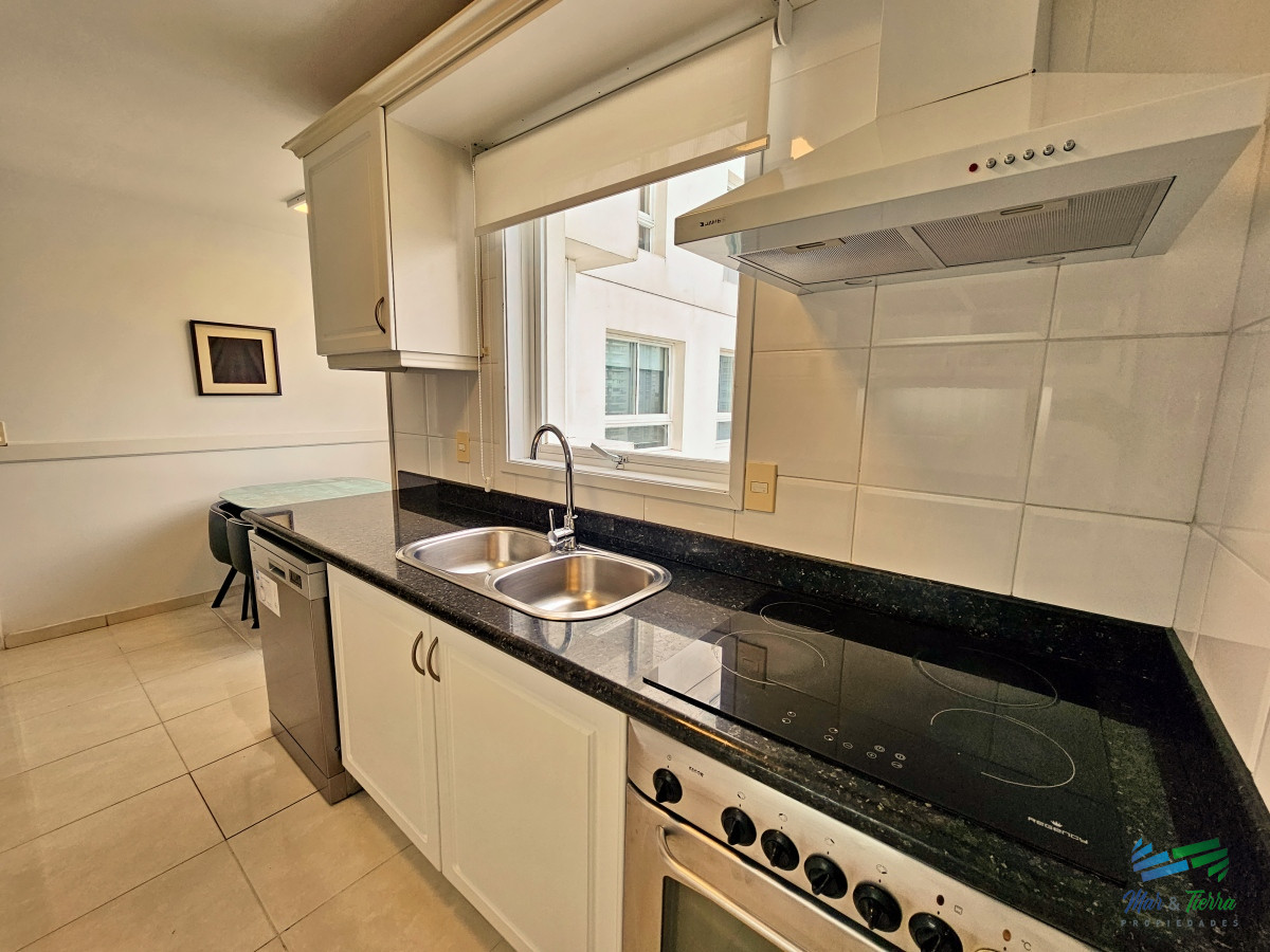 Apartamento ID.4440 - APARTAMENTO EN ALQUILER. TEMPORADA 2025, PLAYA MANSA, PUNTA DEL ESTE 