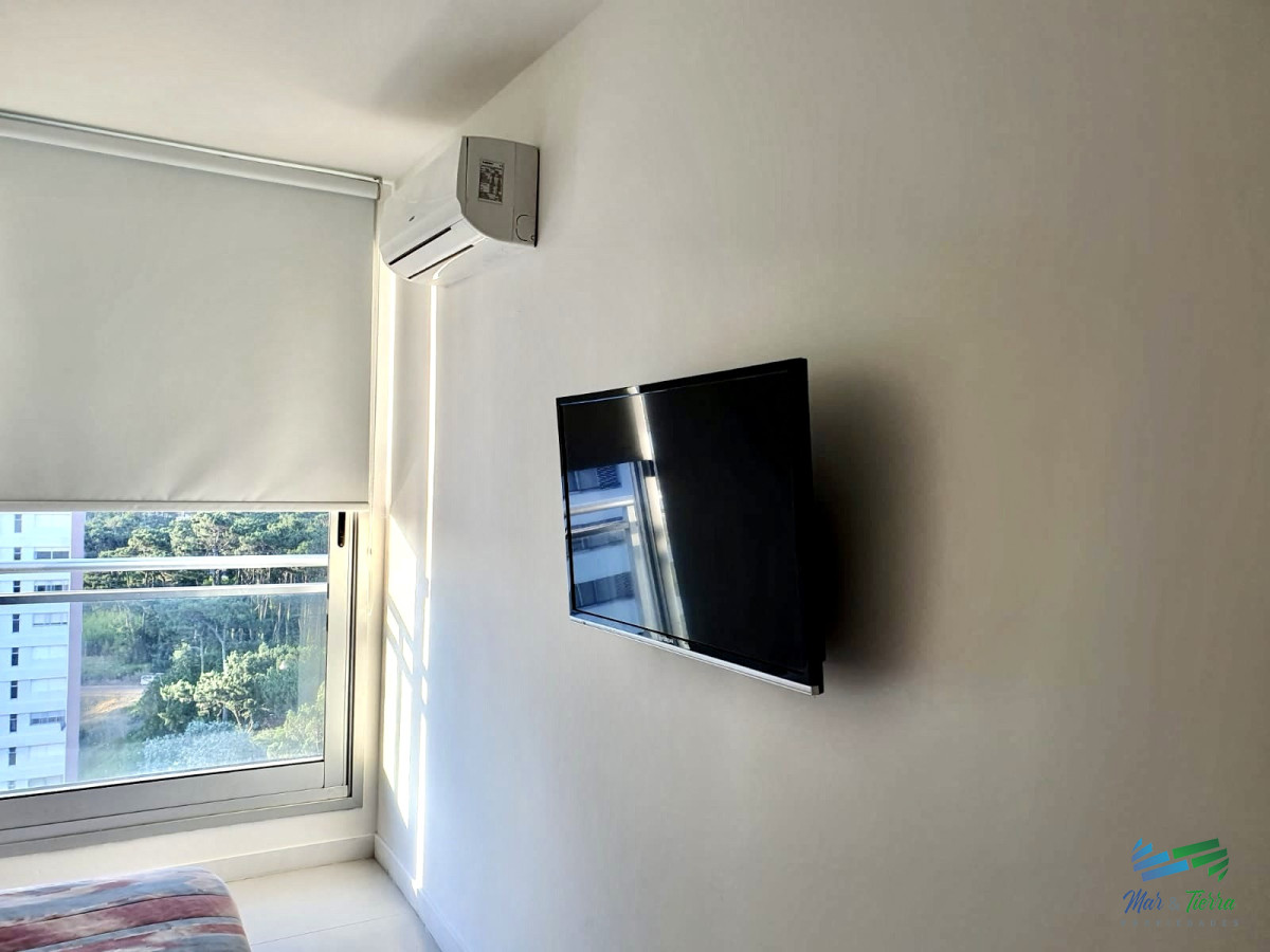 Apartamento ID.1297 - Excelente oportunidad en venta... piso alto .. Roosevelt, Punta del Este