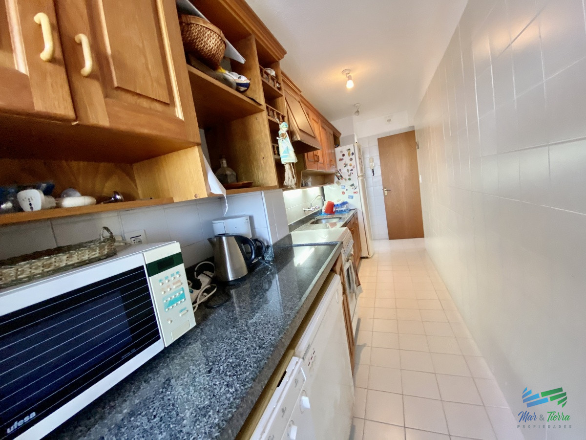 Apartamento ID.3279 - En venta , piso alto , con espectacular vista al mar!!!