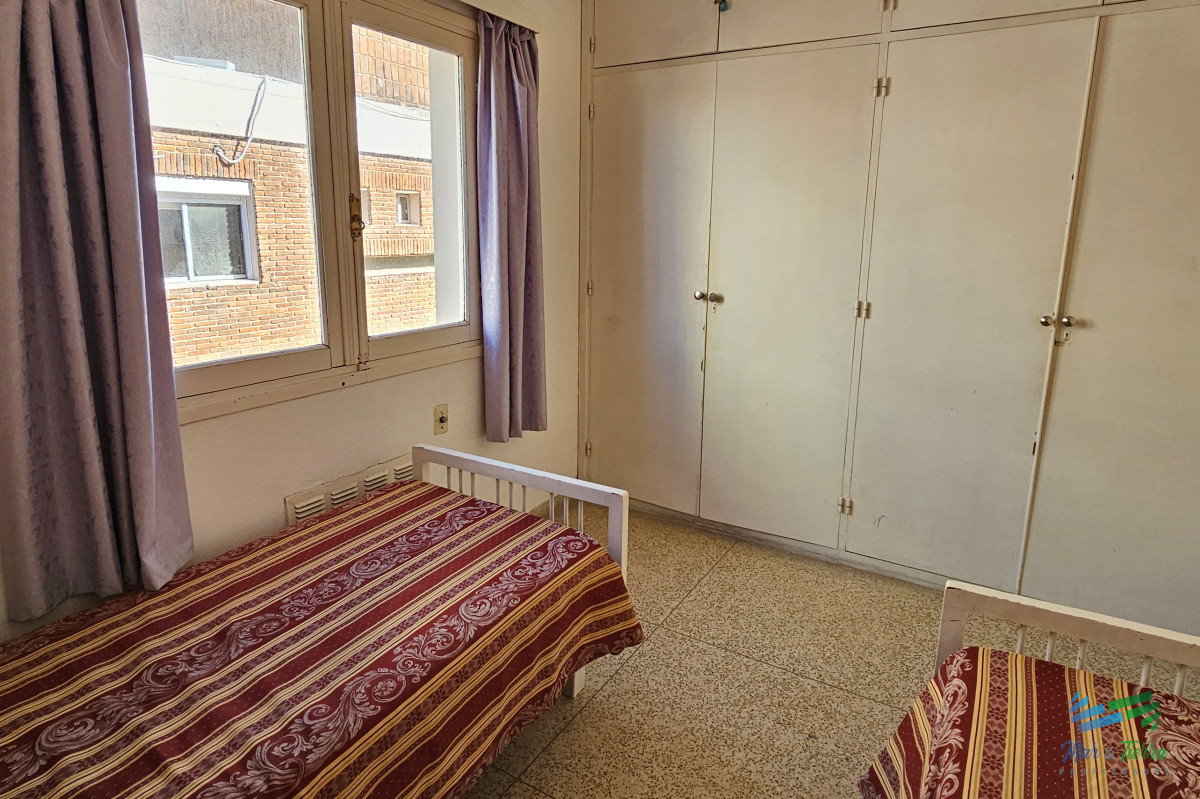 Apartamento ID.5103 - DEPARTAMENTO EN VENTA, 1 DORMITORIO, SOBRE CALLE 20, PENÍNSULA. BAJOS GASTOS COMUNES!! 