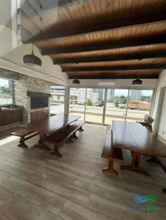 Apartamento ID.5554 - En venta apartamento 1 dormitorio con servicios, en Parada 2 Brava, Punta del Este