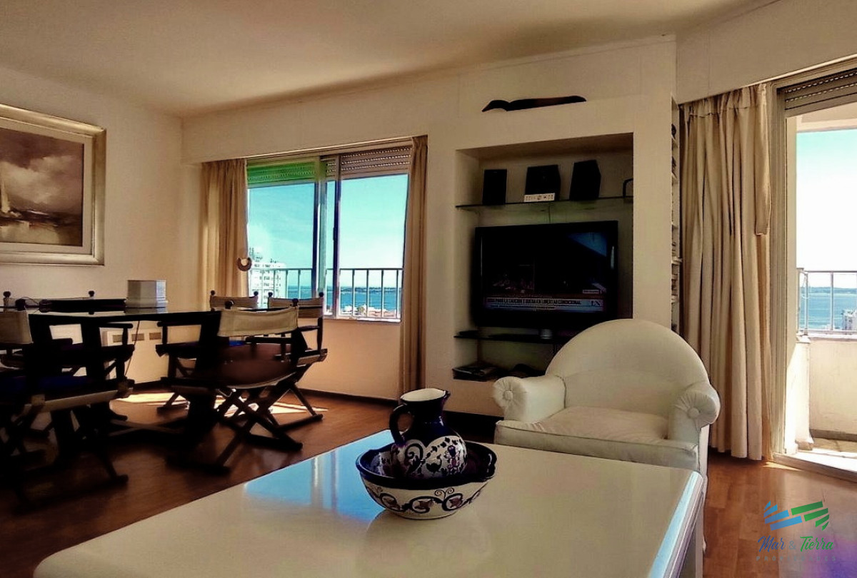 Apartamento ID.4619 - Venta de apartamento 2 dormitorios 2 baños en Peninsula de Punta del Este con impresionante vista