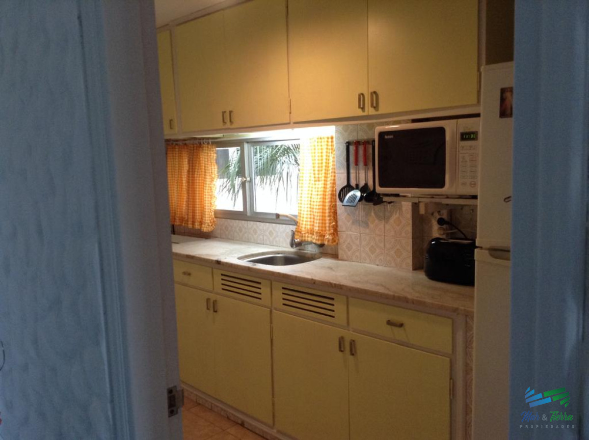 Apartamento ID.472 - Alquilo apartamento 3 dormitorios en Playa Mansa, Punta del Este