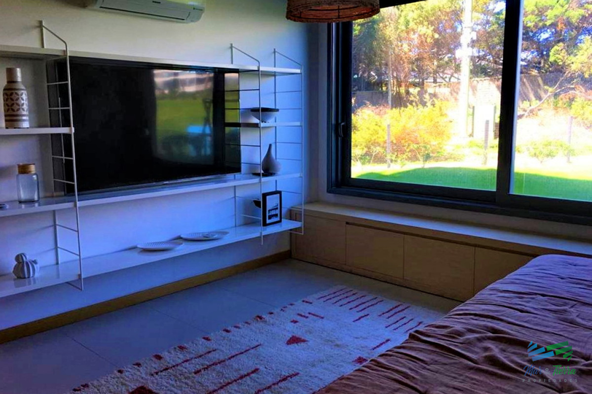 Apartamento ID.5088 - DEPARTAMENTO CON PISCINA PROPIA EN VENTA, 3 DORMITORIOS EN SUITE, PUNTA DEL ESTE 