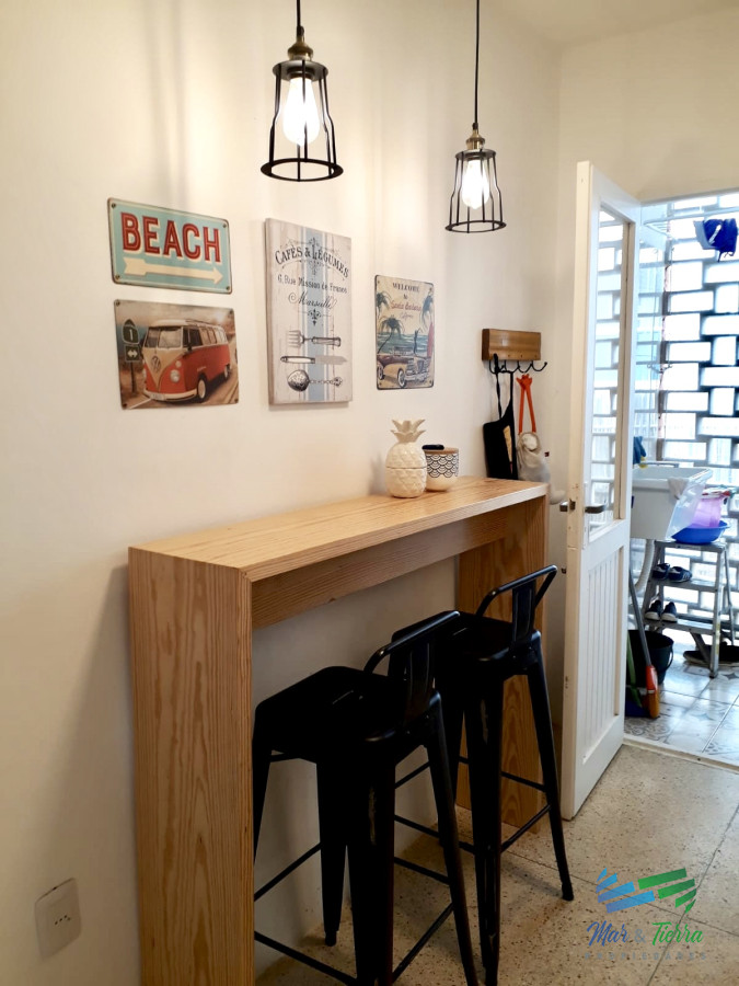 Apartamento ID.1405 - Oportunidad en venta con vista al mar, totalmente reciclado