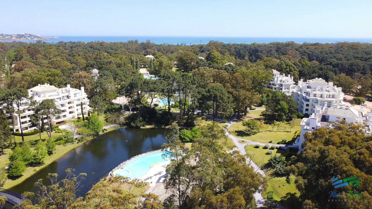 Apartamento ID.4469 - Venta de Monoambiente subdividido en Green Park Solanas Punta Ballena 