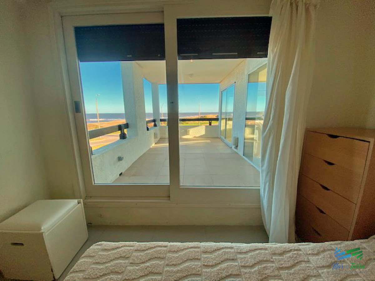 Apartamento ID.3049 - Apartamento de 3 dormitorios con vista al mar ,Punta del Este