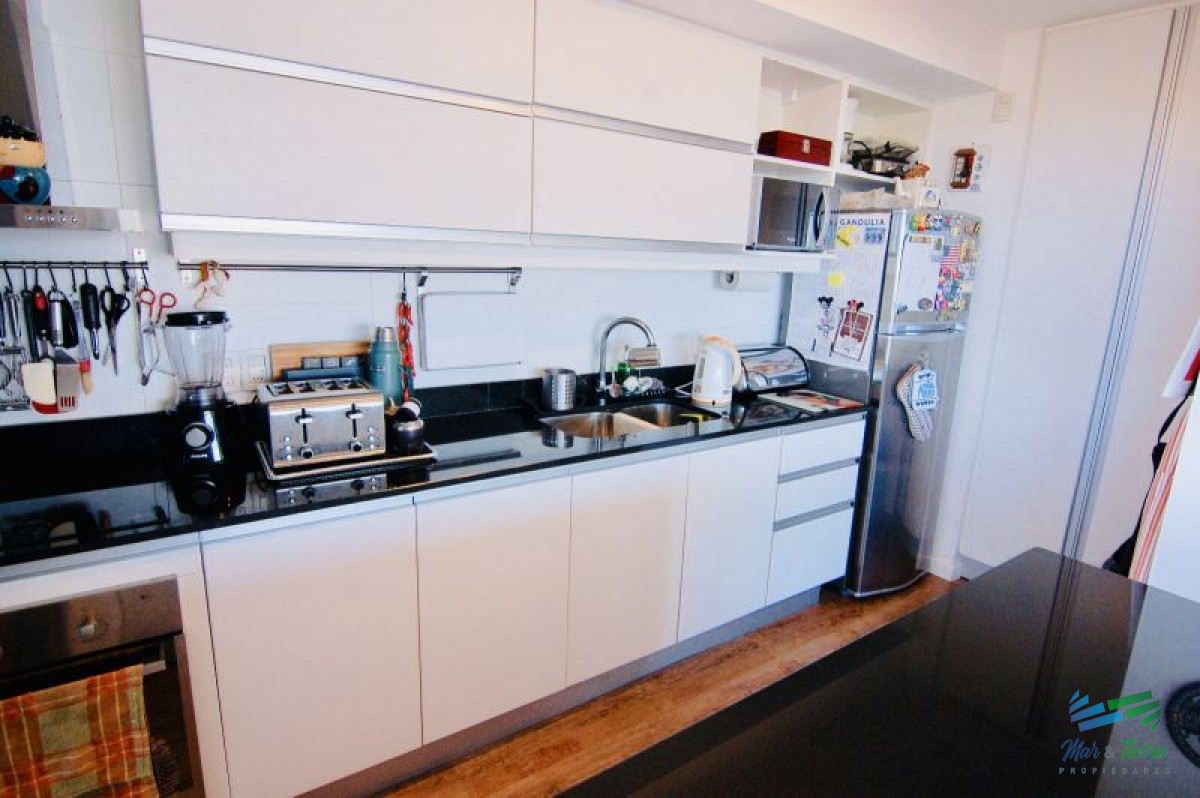 Apartamento ID.2533 - Apartamento 3 dormitorios en venta, Av. Roosevelt, Punta del Este