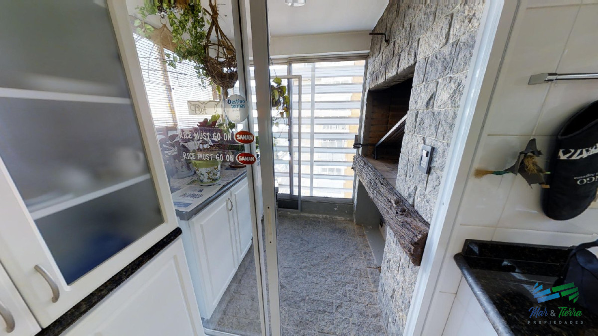 Apartamento ID.2110 - Espectacular planta, reciclada con materiales de primera calidad!!! cuenta 180 m2.