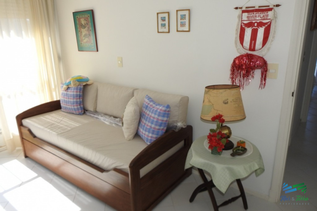 Apartamento ID.2201 - Oportunidad en venta Apartamento en piso alto, con vista franca al mar!!!, 