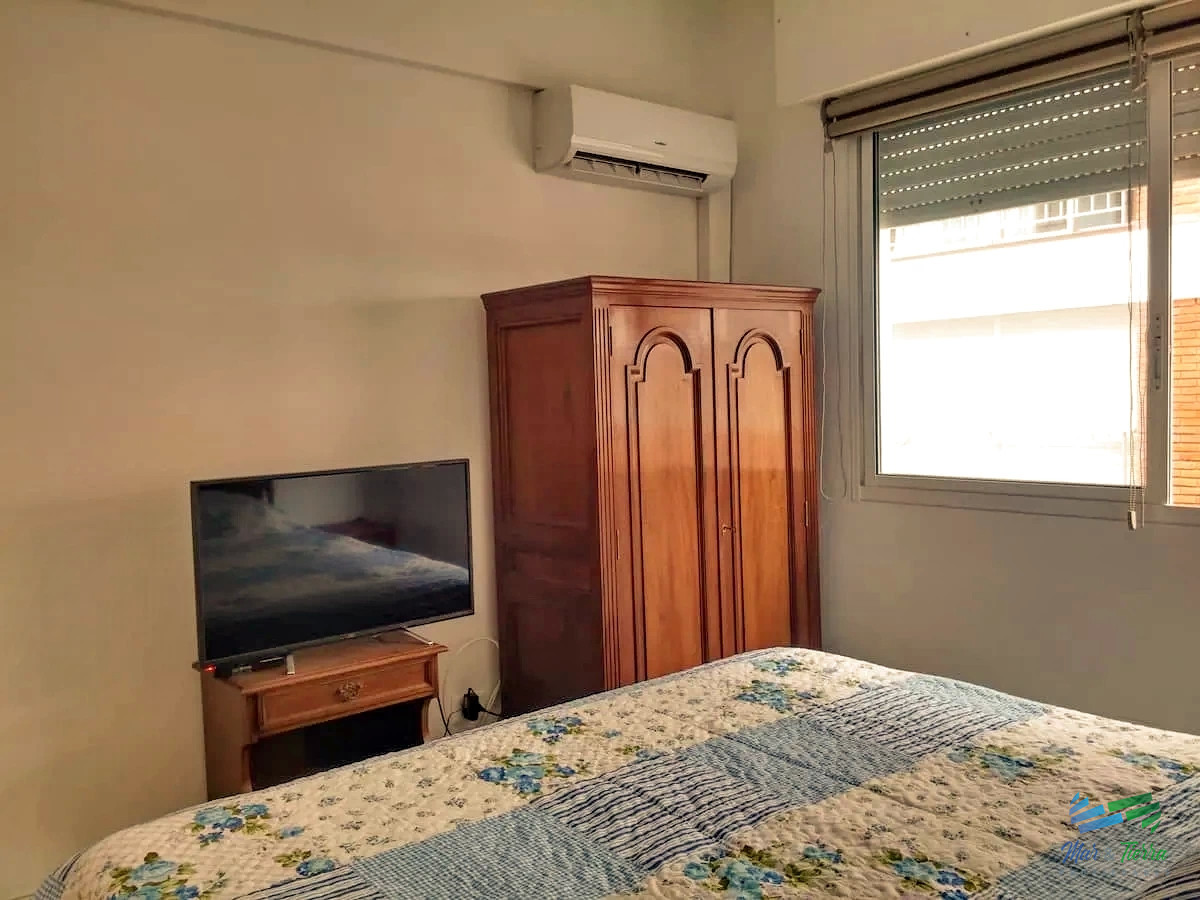 Apartamento ID.3194 - Vendo apartamento de 1 dormitorio y garage. Península, Punta del Este.