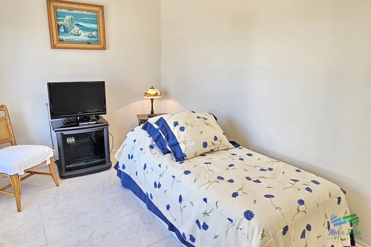 Apartamento ID.51 - Apartamento en Alquiler y Venta, playa mansa- Punta del Este 