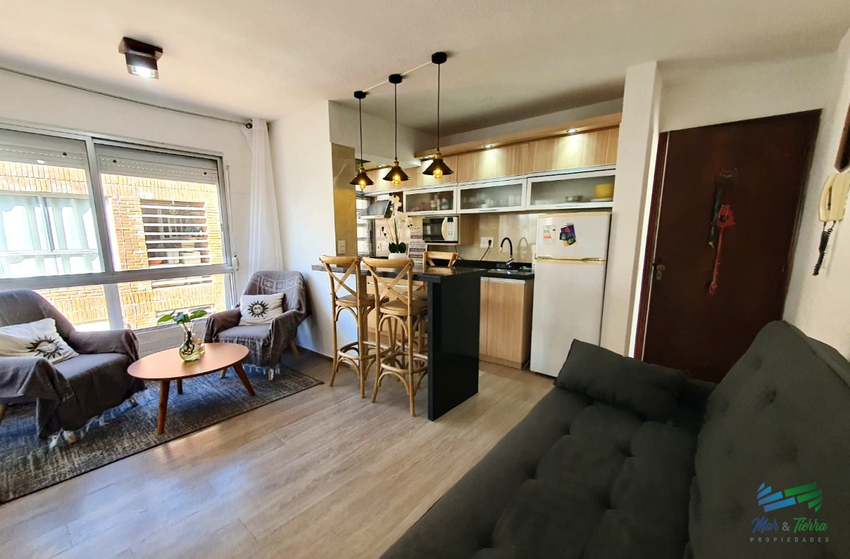 Apartamento ID.5171 - Venta de apartamento de 1 dormitorio 2 baños en la parada 2 de Punta del Este 