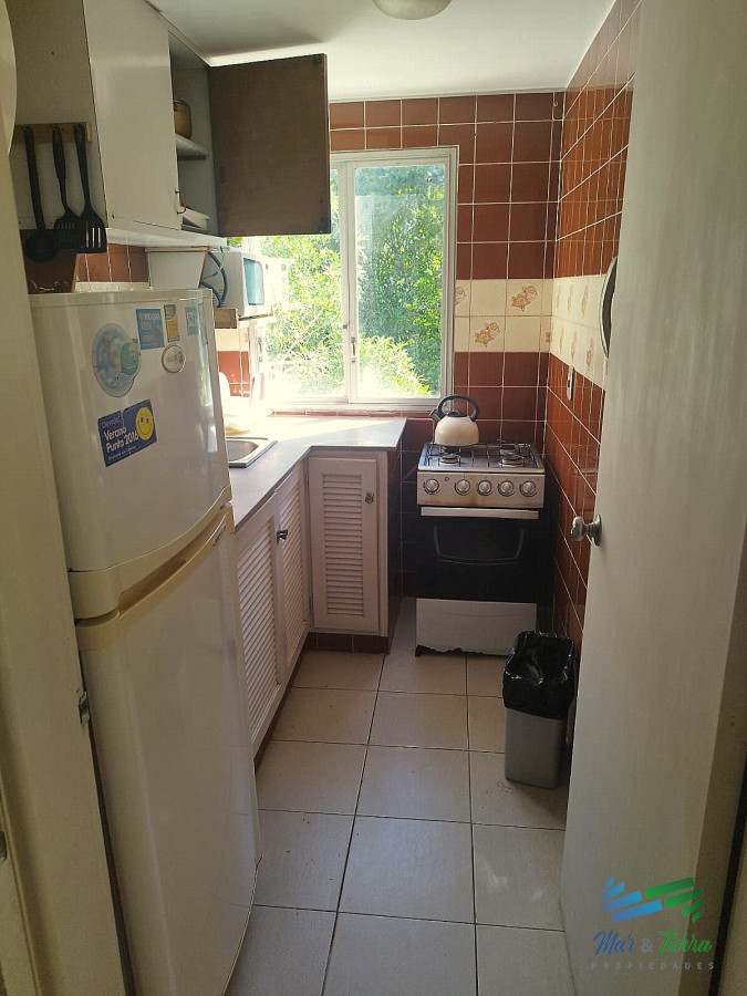 Apartamento ID.5096 - Venta de apartamento 2 dormitorios 2 baños sobre Avenida Roosevelt Punta del Este