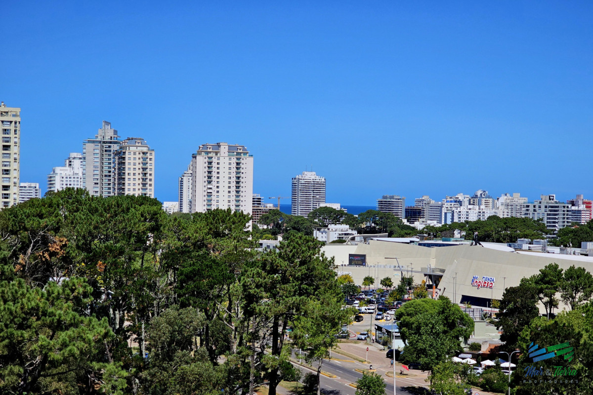 Apartamento ID.4590 - Alquiler invernal apartamento 1 dormitorio con servicios en Roosevelt, Punta del Este