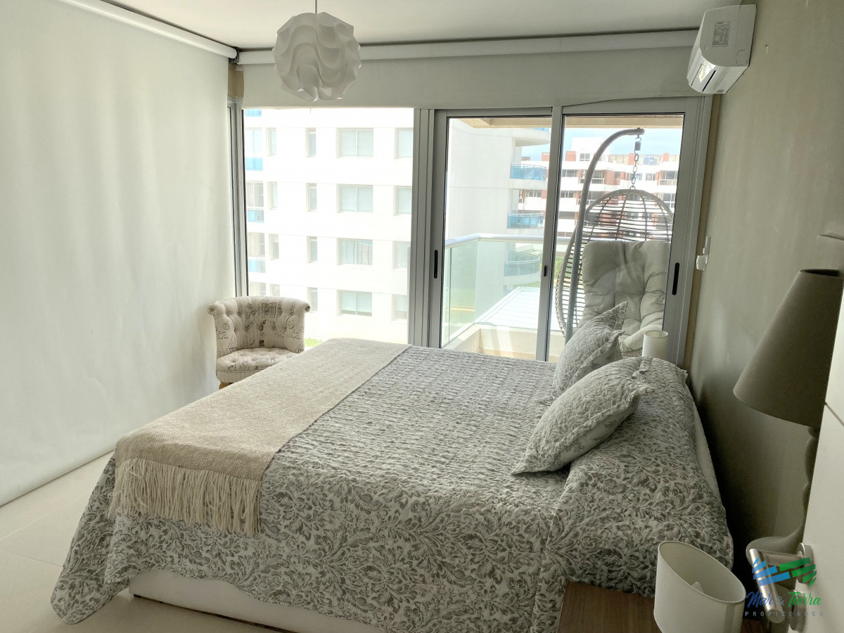 Apartamento ID.3923 - Venta Alquiler apartamento 3 dormitorios 2 baños playa brava punta del este