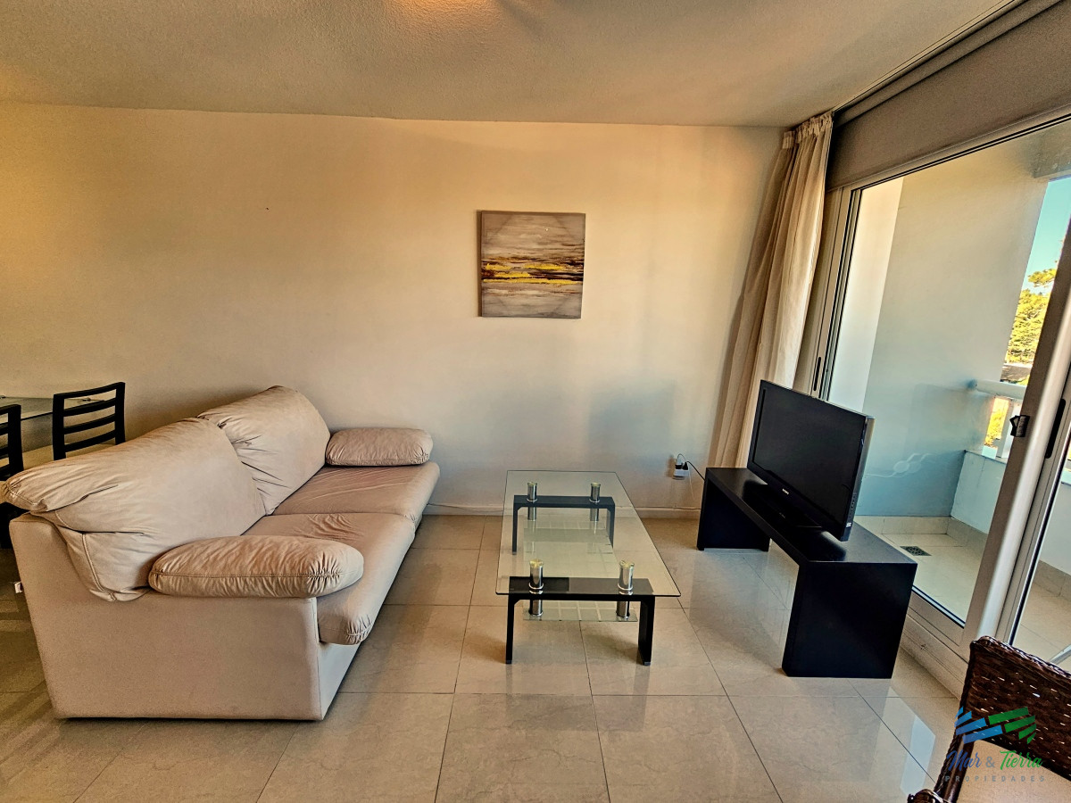 Apartamento ID.119 - En venta apartamento 1 dormitorio con servicios en Roosevelt, Punta del Este