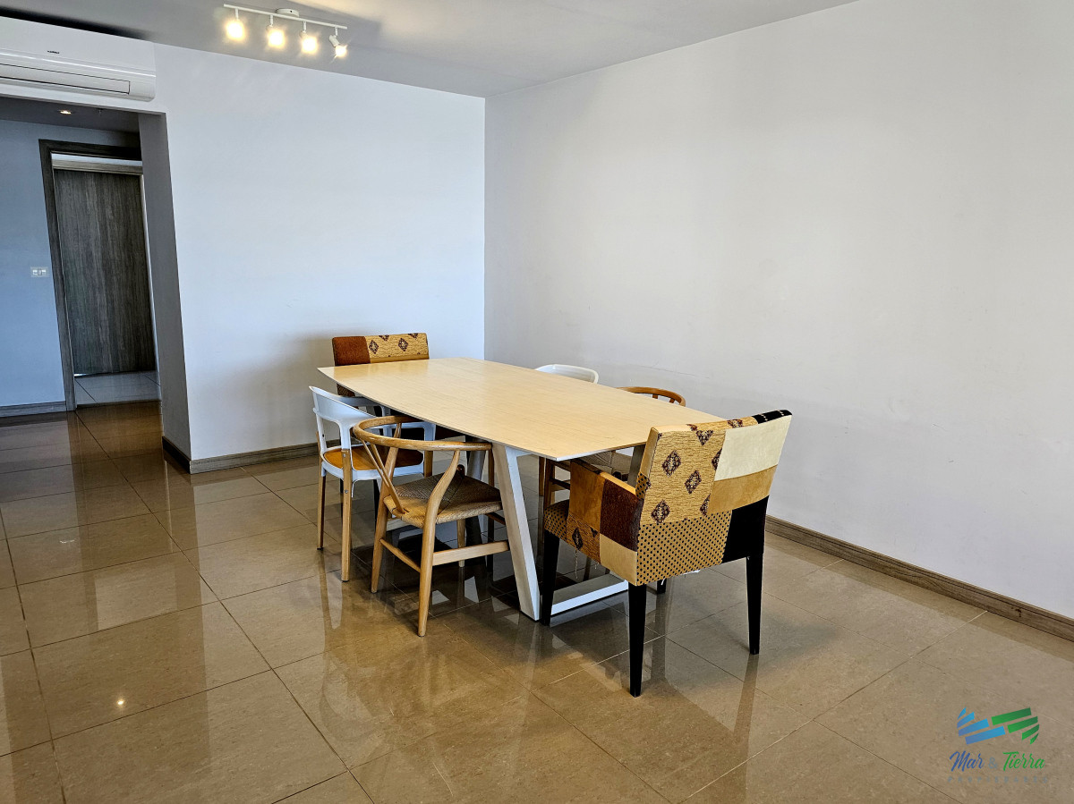 Apartamento ID.4948 - Venta de apartamento a estrenar de 2 suites en playa Brava Punta del Este