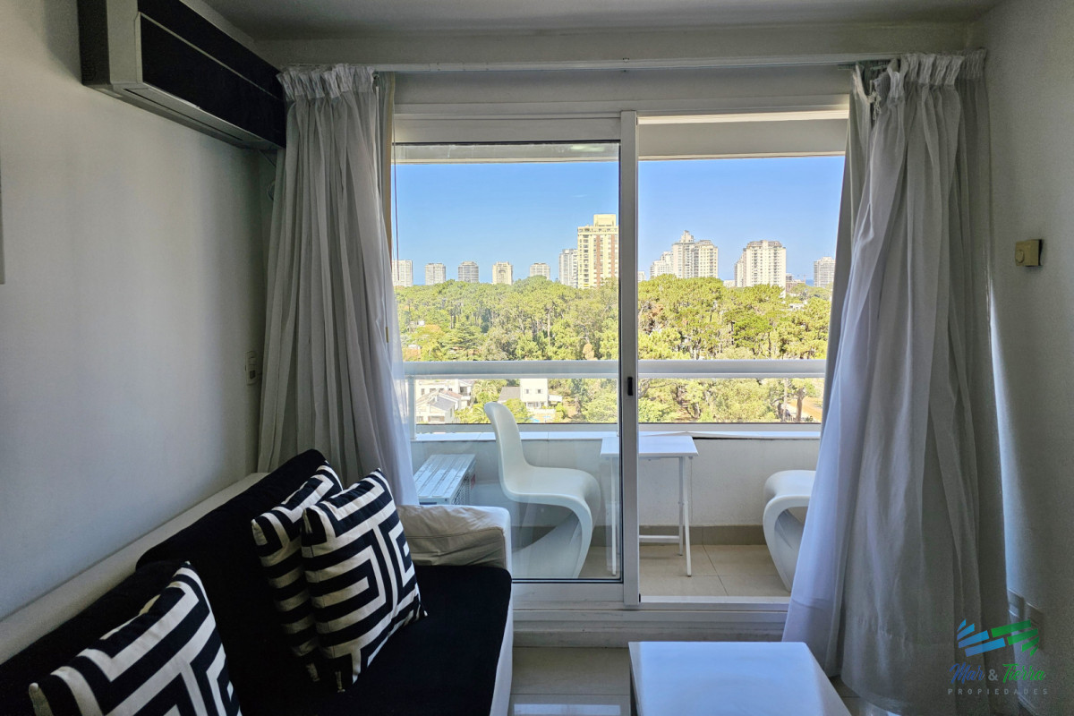 Apartamento ID.4590 - Alquiler invernal apartamento 1 dormitorio con servicios en Roosevelt, Punta del Este