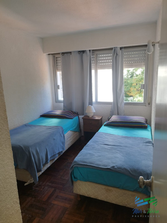 Apartamento ID.5096 - Venta de apartamento 2 dormitorios 2 baños sobre Avenida Roosevelt Punta del Este