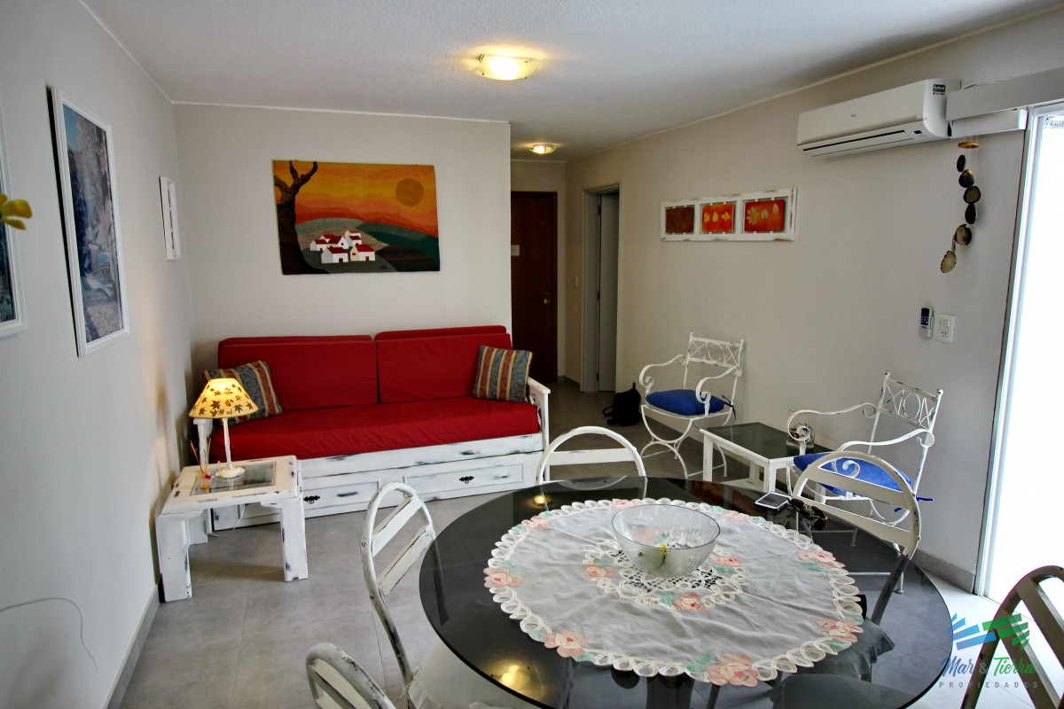 Apartamento ID.2666 - En  alquiler y venta. .muy lindo apto en el corazón de la Península