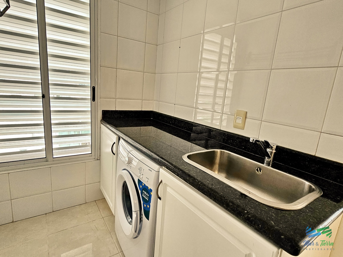 Apartamento ID.4440 - APARTAMENTO EN ALQUILER. TEMPORADA 2025, PLAYA MANSA, PUNTA DEL ESTE 