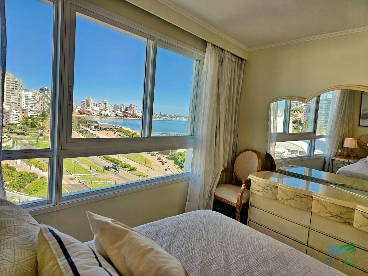 Apartamento ID.4624 - DEPARTAMENTO 3 DORMITORIO + SERVICIO DISPONIBLE ALQUILER ANUAL 