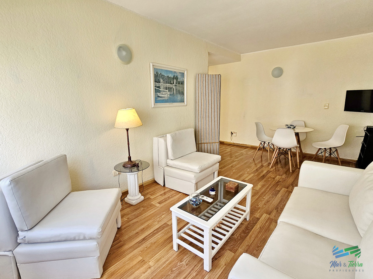Apartamento ID.16 - ALQUILER DE DEPARTAMENTO EN LA PENÍNSULA, UN DORMITORIO CON SERVICIO DE MUCAMA