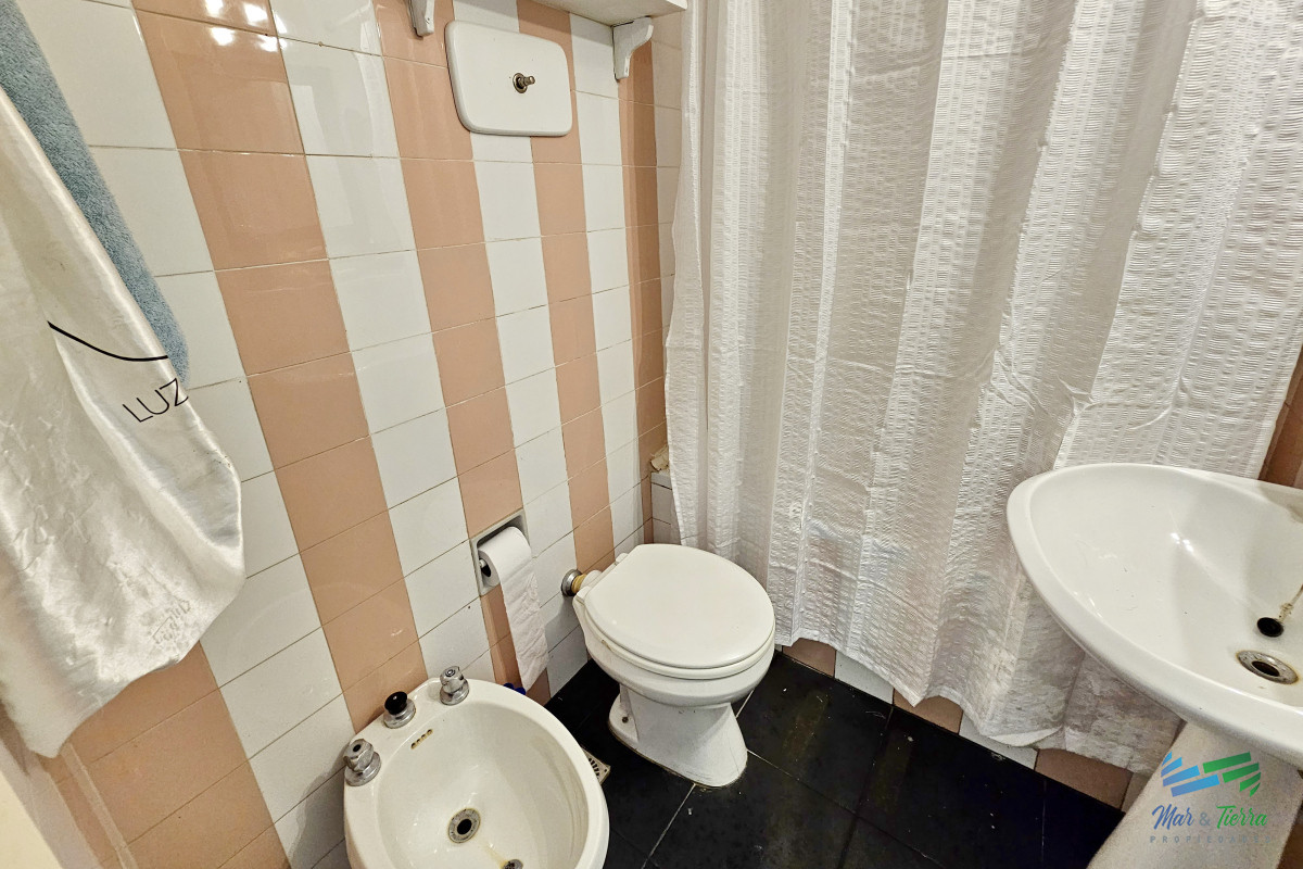 Apartamento ID.4443 - Se alquila apartamento 1 dormitorio con cochera en el puerto de Punta del Este