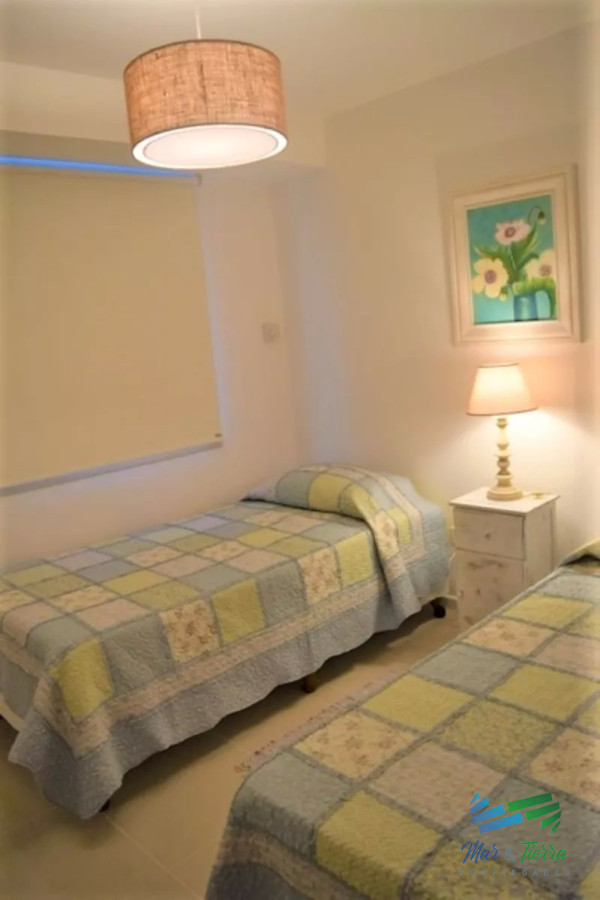 Apartamento ID.4330 - Vendo apartamento 2 dormitorios con servicios en parada 2 Brava, Punta del Este