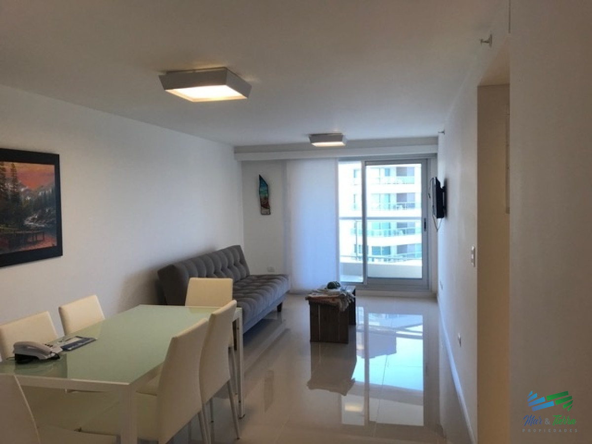 Apartamento ID.2270 - En venta.. piso alto, torre con todos los servicios.