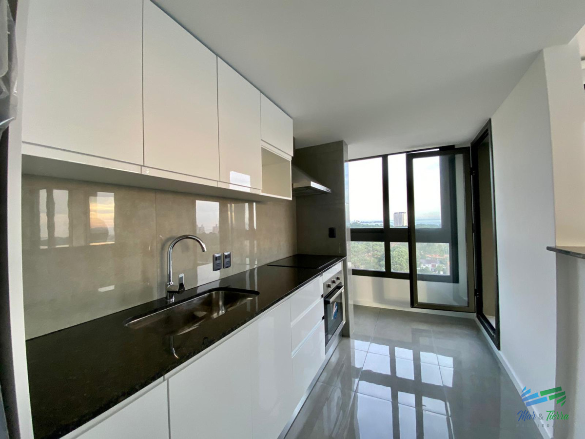 Apartamento ID.2607 - Alquiler anual apartamento 2 dormitorios con servicios en Roosevelt, Punta del Este