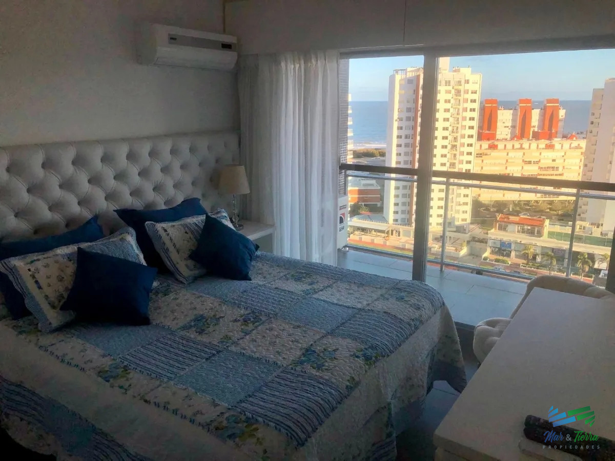 Apartamento ID.3479 - Apartamento de 2 dormitorios con vista al mar ,Punta del Este
