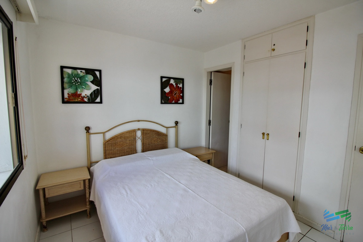 Apartamento ID.15 - Apartamento de 2 dormitorios con piscina en venta y alquiler en Peninsula, Punta del Este.