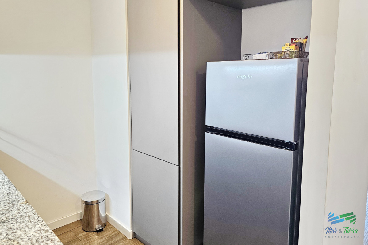 Apartamento ID.5007 - APARTAMENTO DISPONIBLE ALQUILER INVERNAL 2026, 1 DORMITORIO, EDIFICO MODERNO, PENÍNSULA, PUNTA DEL ESTE 