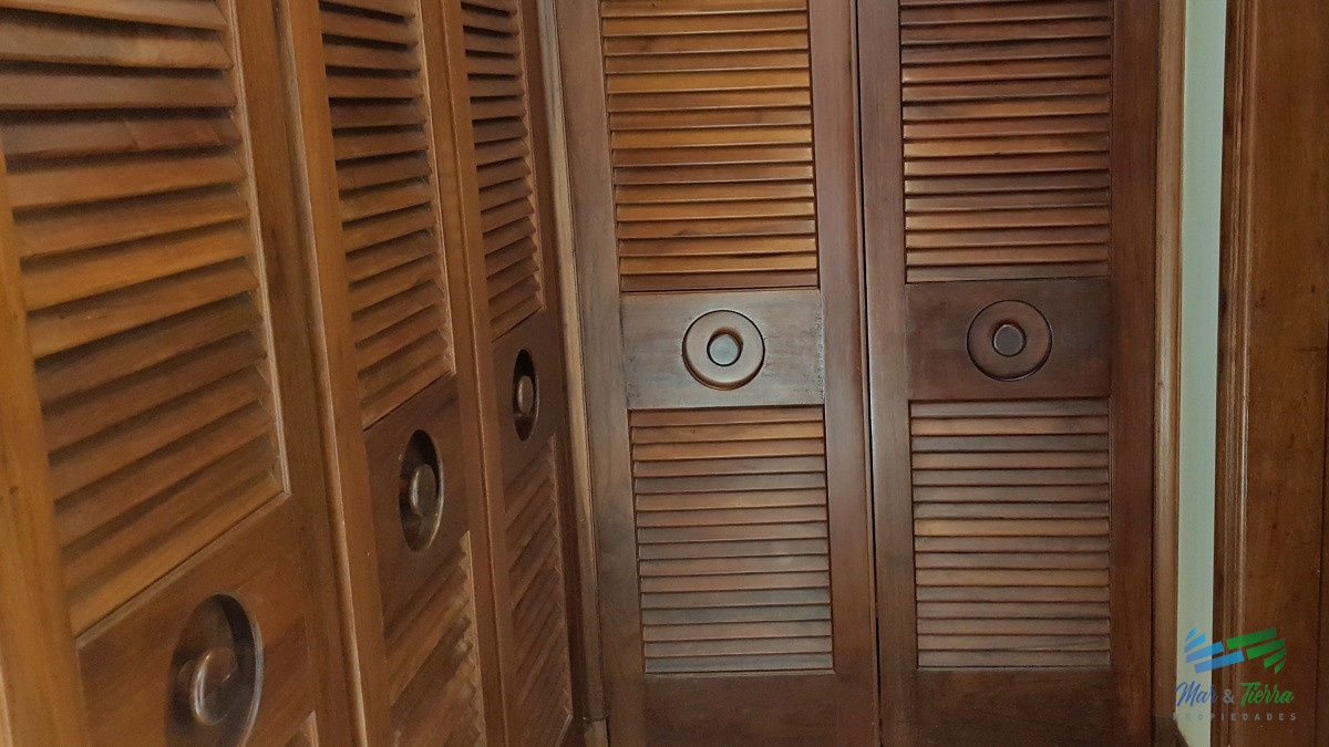 Apartamento ID.1243 - Vendo apartamento 3 dormitorios, frente al mar en Peninsula, Punta del Este